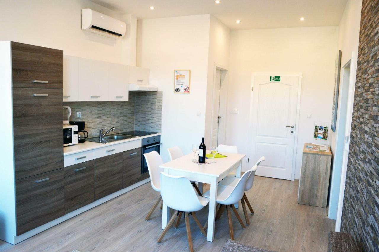 Apartments Budin Adri & Robi Rijeka City Center Extérieur photo